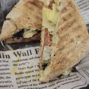 a sandwich cut in half