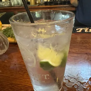 Amazing gin tonic.