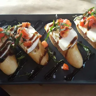 Appetizer: bruchetta. Absolutely delicious!