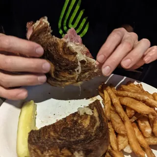 Hot Pastrami Sandwich