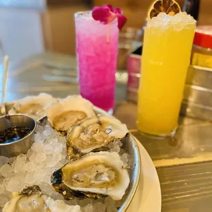 Happy Oysters