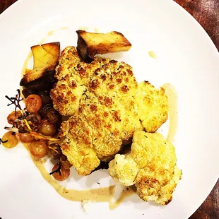 Cauliflower, chestnut, roasted mushroom and cioppolini onion