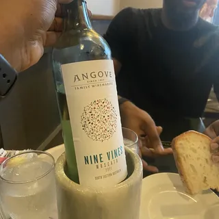 ANGOVE MOSCATO ('20) - SOUTH EASTERN AUSTRALIA