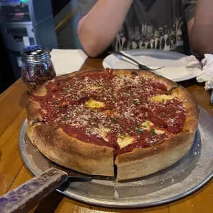 10&quot; Deep Dish Pizza