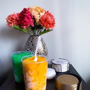 Sour apple and mango water ice quarts