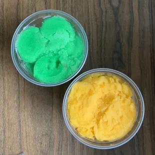 Sour apple and mango water ice quarts