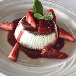 Vanilla Bean Panna Cotta