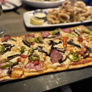 Everything Pizza