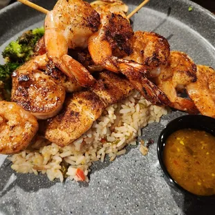 Blackened Seafood Platter sub Scalp w/ Shrimp.