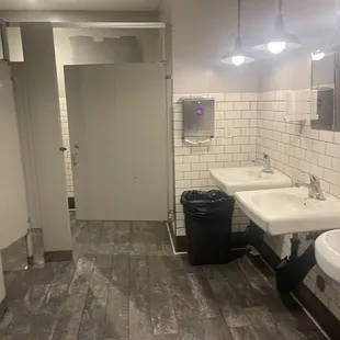 Clean bathroom