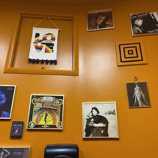 Funky fun bathroom decor in the women&apos;s room