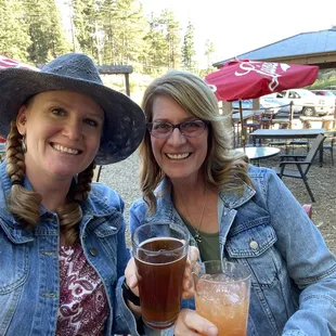 GM Becca and Owner Leslie