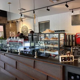 Front counter with lots of pastry choices