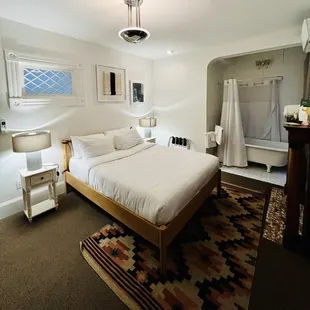 1 bedroom Sonder Hotel at The Wellborn.