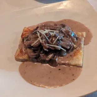I love mushrooms so I was delighted by this app. A trio of mushrooms was served on pastry with a tasty port sauce.