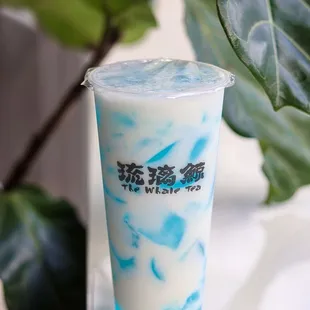 Whale Blue Crystal Drink IG:@tinyhangrytiff