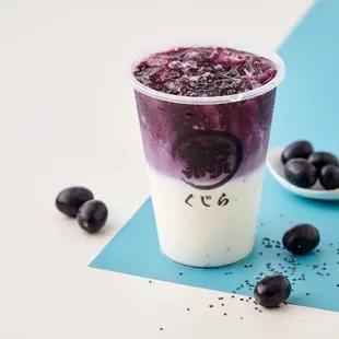 Fresh grape milk