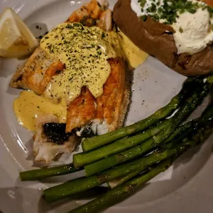 Flounder stuffed with crabmeat