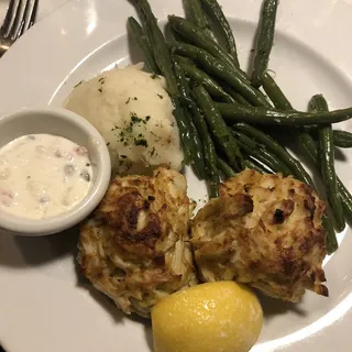 8 ALL-LUMP CRAB CAKES