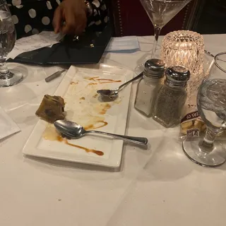 BREAD PUDDING - CHEESE CAKE - CHOCOLATE MOUSSE