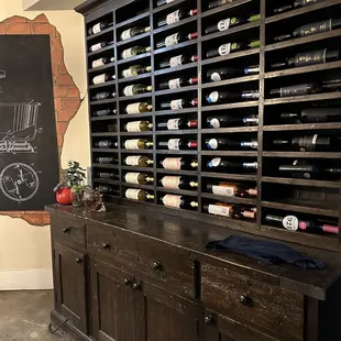 Cool wine case