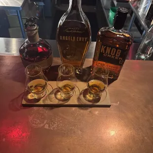 drink, oysters and mussels