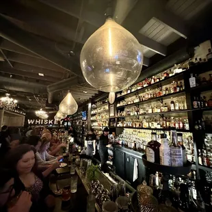 Happy hour feels fast here! No waiting around