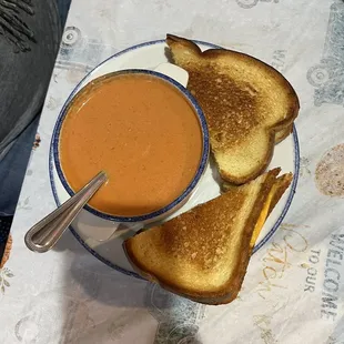 Tomato soup with grilled cheese