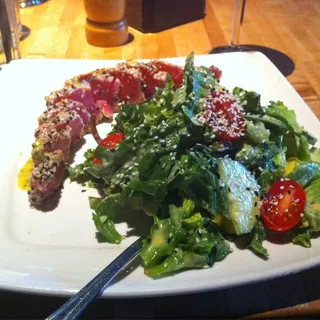 Ahi Tuna Salad