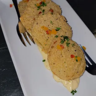 Fried green tomatoes