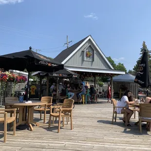 Outdoor patio and tiki bar.