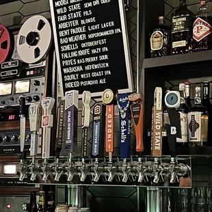 beer taps and beer glasses