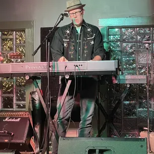 Jon Rodine doing his thing