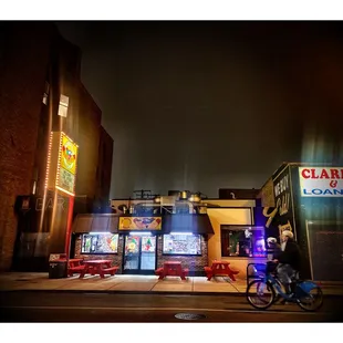 Late Night Stop @ The Wiener&apos;s Circle.2622 N Clark St, Chicago, IL Chicago Institution.Hot Dogs Char Burgers Char Polish.Great Fries.Cool!