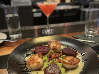 LoLo American Kitchen & Craft Bar Hudson