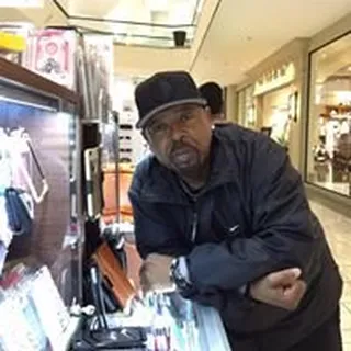 Omar T.