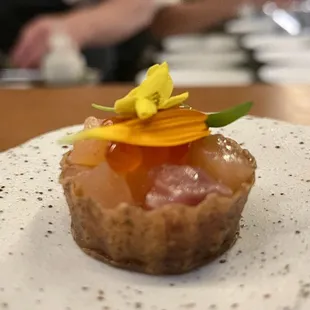 Salmon tart
