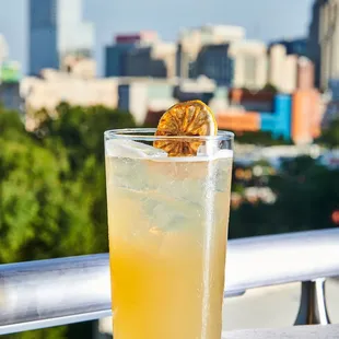 Cocktail on the Roof