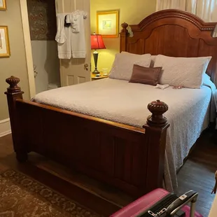 Gorgeous queen bed, private bathroom with rain forest shower head.