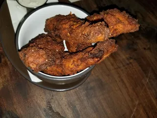 Shovels Bar & Grill