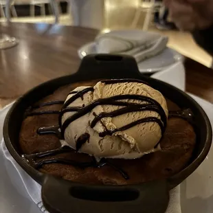 COOKIE SKILLET