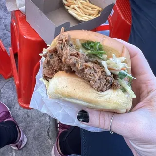 FRIED CHICKEN SANDWICH