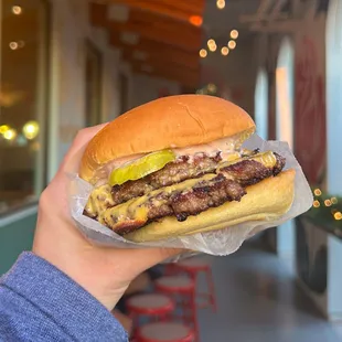 Double Cheeseburger
