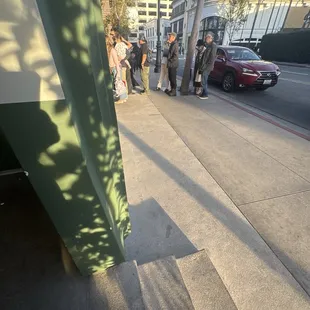 Side widow to order food