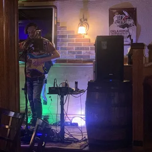 Excellent one man band at the Winchester!