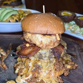 The Yank Pub Burger