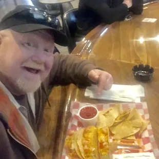 Stopped in to do the taco special it was good and had a good time talking to everyone