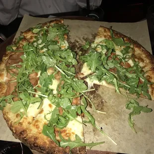 Prosciutto and Arugula Pizza