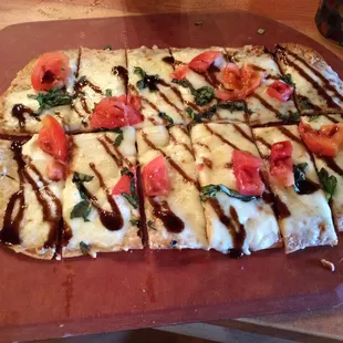 Mozzarella Fresco Flatbread...very good!!