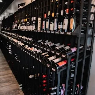 600 different kinds of wine